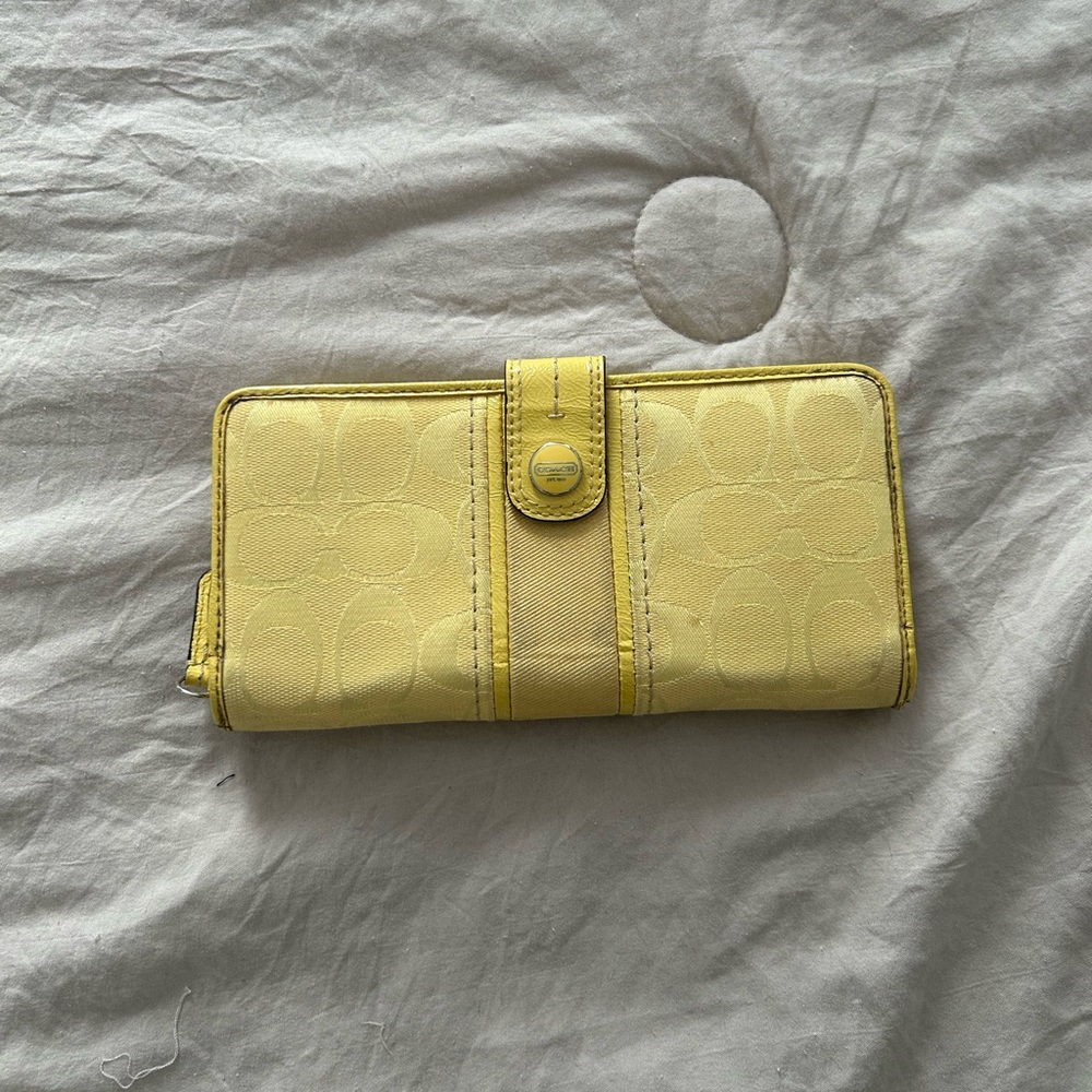 coach wallet